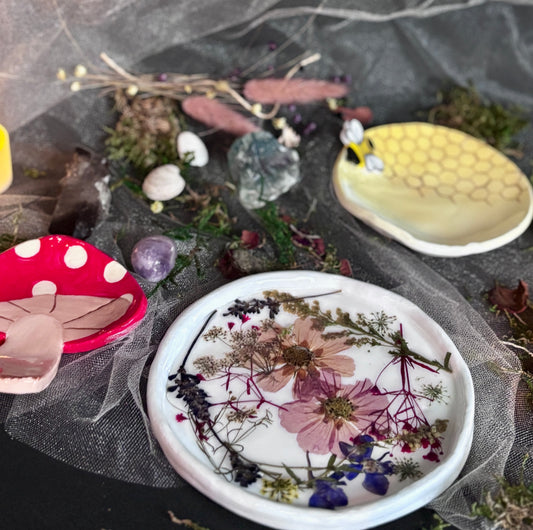 Spring Hollow Trinket Dishes
